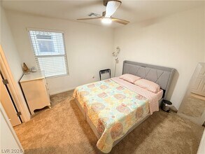 10854 Gentle Crst Ave in Las Vegas, NV - Building Photo - Building Photo