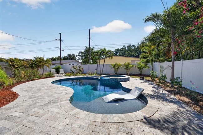 3121 30th St N in St. Petersburg, FL - Building Photo - Building Photo