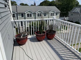11 Myrtle St, Unit 3 in Watertown, MA - Building Photo