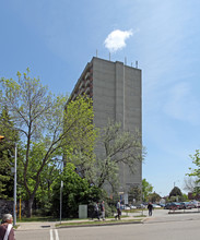 Seneca Towers in Toronto, ON - Building Photo - Building Photo