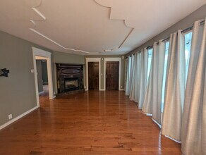 501 NE Broadway St in Myrtle Creek, OR - Building Photo - Building Photo