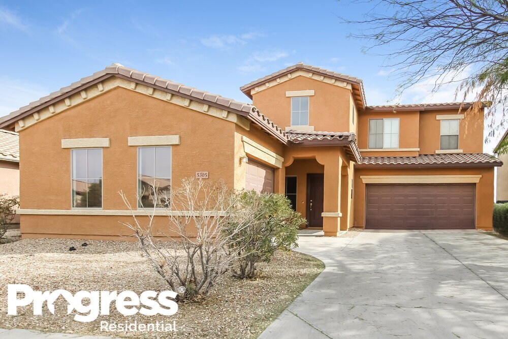 5305 W Novak Way in Phoenix, AZ - Building Photo