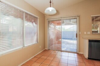 8667 W Palm Ln in Phoenix, AZ - Building Photo - Building Photo