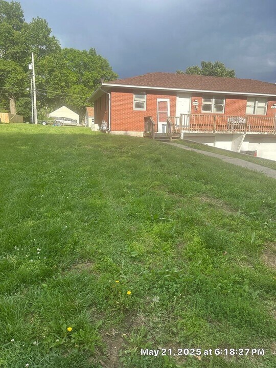 1705 N Lynn St in Independence, MO - Building Photo