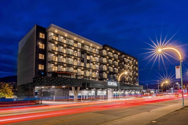 Central in Kelowna, BC - Building Photo - Building Photo
