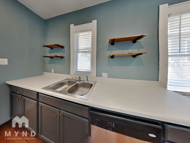 4624 Junius St, Unit B in Dallas, TX - Building Photo - Building Photo