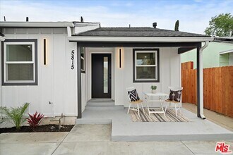 5815 Saloma Ave in Los Angeles, CA - Building Photo - Building Photo