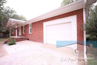 5401 Johnwood Dr in Jonesboro, AR - Building Photo - Building Photo