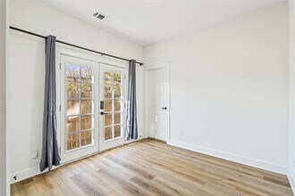 3601 Rebecca St in Houston, TX - Building Photo - Building Photo