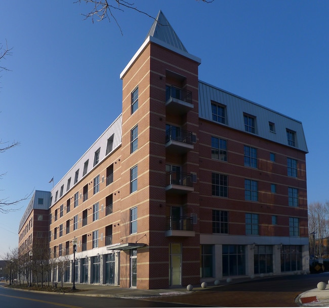 Jefferson at 55/77 Water in Norwalk, CT - Building Photo - Building Photo