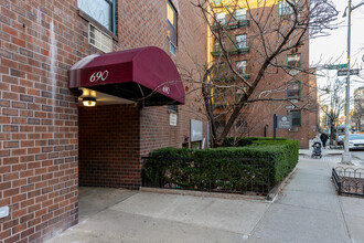 West Village Houses - Cooperative in New York, NY - Foto de edificio - Building Photo