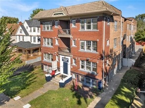 3308 Archwood Ave in Cleveland, OH - Building Photo - Building Photo
