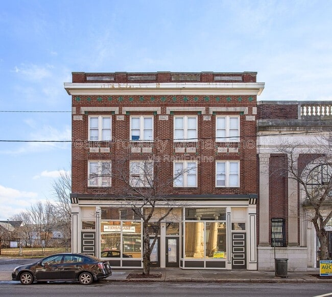 property at 1124 Hull St