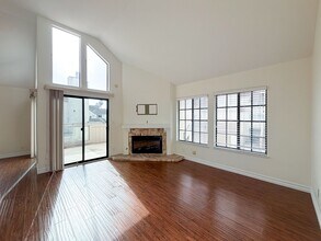 407 Shoreview Dr in Port Hueneme, CA - Building Photo - Building Photo