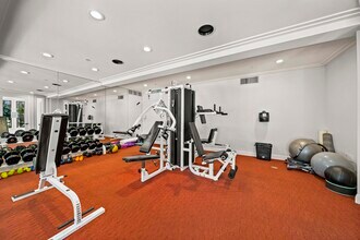 2400 5Th, Unit 103 in San Diego, CA - Foto de edificio - Building Photo