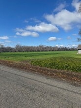 5486 Riverland Dr in Anderson, CA - Building Photo - Building Photo