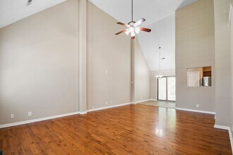 519 Fox Trot Dr in Clarksville, TN - Building Photo - Building Photo