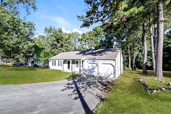 3122 Chippewa Dr in Rex, GA - Foto de edificio - Building Photo