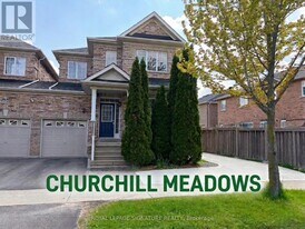 5732 Jenvic Grove in Mississauga, ON - Building Photo