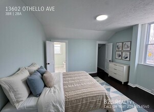 13602 Othello Ave in Cleveland, OH - Foto de edificio - Building Photo