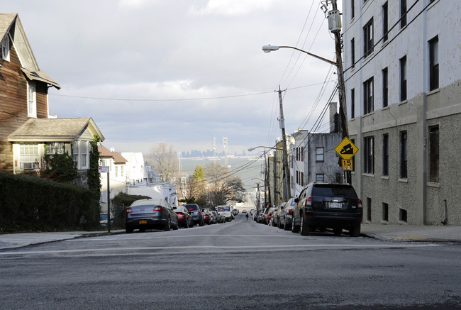 The Beverly in Staten Island, NY - Building Photo - Building Photo