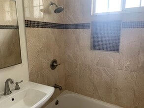4850 Santa Ana St, Unit 4850 in Cudahy, CA - Building Photo - Building Photo