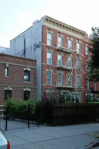 111 4th Pl in Brooklyn, NY - Foto de edificio - Building Photo