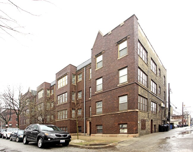 1301 W Roscoe Street in Chicago, IL - Building Photo - Building Photo