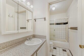 1467 NW 176th Pl in Beaverton, OR - Building Photo - Building Photo