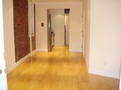 722 Tenth Avenue in New York, NY - Building Photo