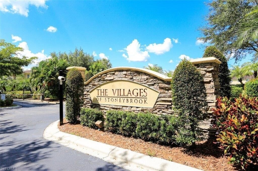 9420 Ivy Brook Run, Unit 307 in Ft. Myers, FL - Foto de edificio