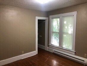 1621 Concord St N in South St. Paul, MN - Building Photo - Building Photo
