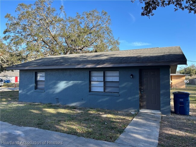 1912 Wightman Ave in Sebring, FL - Building Photo - Building Photo