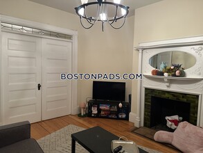 612 Columbus Ave, Unit 2 in Boston, MA - Building Photo - Building Photo