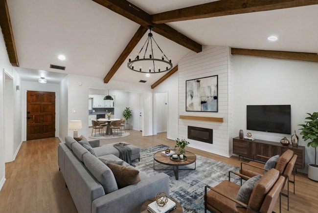 property at 2413 Mimosa St