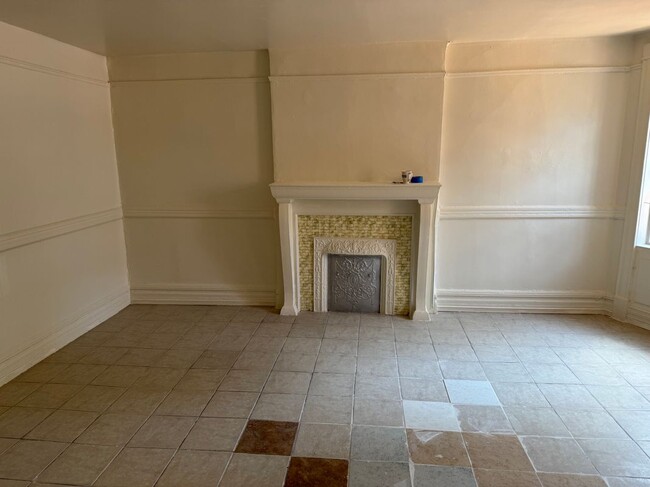 property at 2574 Bainbridge Ave