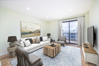 360 Shore Rd in Long Beach, NY - Foto de edificio - Building Photo