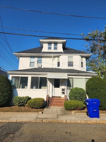 6 Park Terrace, Unit 1 in Milford, MA - Building Photo