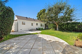 364 Broadway in Costa Mesa, CA - Building Photo - Building Photo