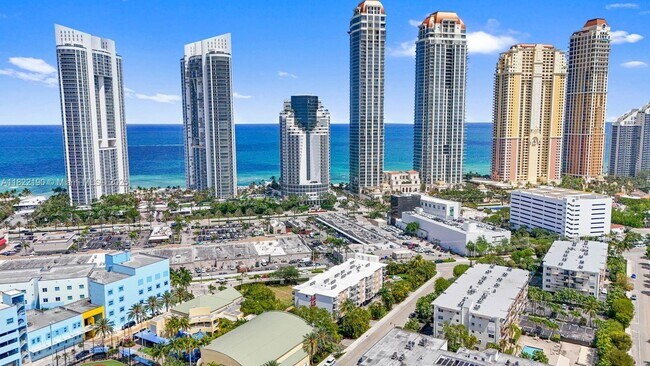 property at 18100 Atlantic Blvd
