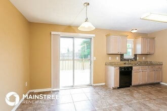 209 NW 113 St in Kansas City, MO - Foto de edificio - Building Photo