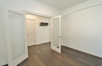 2047 S Ice Bear Way in Meridian, ID - Building Photo - Building Photo