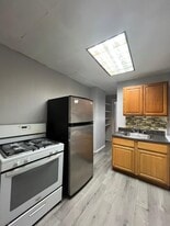 104 Romaine Ave, Unit 3 in Jersey City, NJ - Building Photo