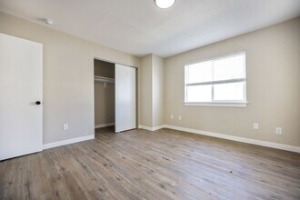 2827 SE 90th Pl in Portland, OR - Building Photo - Building Photo