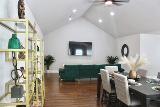306 N Rosedale Ave in Tulsa, OK - Building Photo - Building Photo