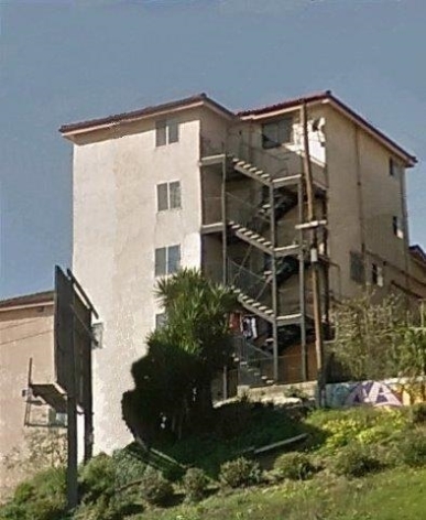 1111-1121 Sunvue Pl in Los Angeles, CA - Building Photo - Building Photo