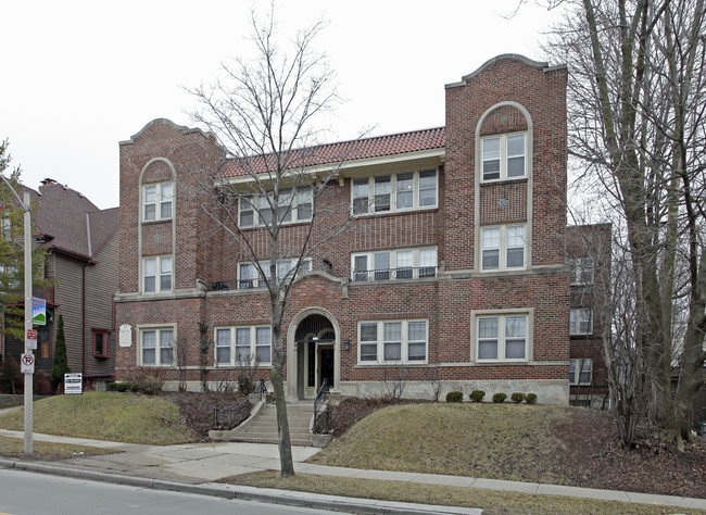 Maryland Manor in Milwaukee, WI - Foto de edificio - Building Photo