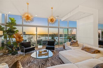 7934 West Dr, Unit 501 in North Bay Village, FL - Building Photo - Building Photo
