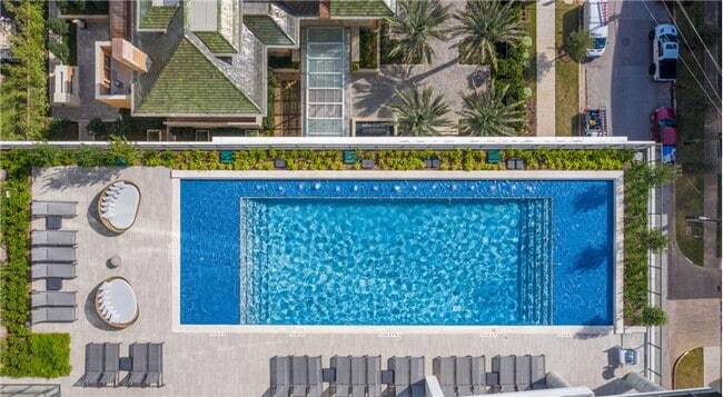 property at 3410 Yoakum Blvd