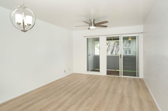 98-1425-1425 Kamahao St in Pearl City, HI - Building Photo - Building Photo